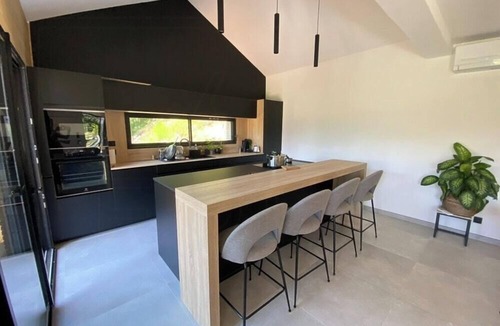 Pont-de-Montvert-Sud-Mont-Lozere House | Contemporary villa with view of Mont-Lozère