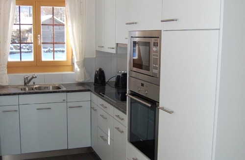 Lauterbrunnen Apartment | Glorious views and Alpine meadows - perfect summer and winter retreat