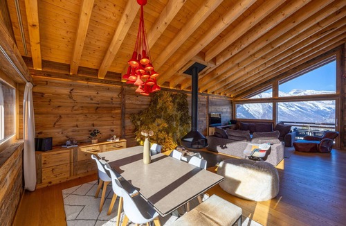 Saint-Pierre-de-Clages Apartment | Grimpeur luxury duplex, Spa Access, in front of th