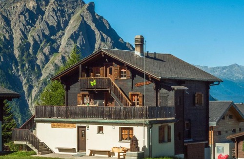 Rosswald Hostel | Gruppenhaus im Walliser Alpstyle