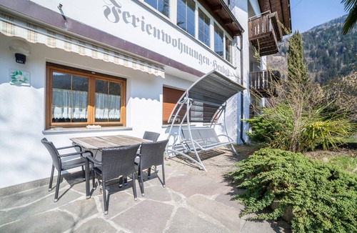 San Leonardo in Passiria Apartment | Holiday Apartment 'Camping Passeier Apfelblüte' with Mountain View, Garden & Wi-Fi