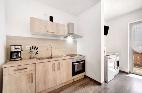 Rabla Apartment | Holiday Apartment "Haus Tanja 3" with Mountain View, Shared Garden & Wi-Fi