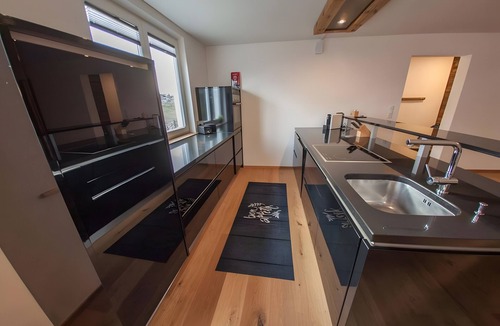 Oetz House | Holiday Home 'Alpenblick De Luxe' with Mountain View, Private Terrace & Wi-Fi
