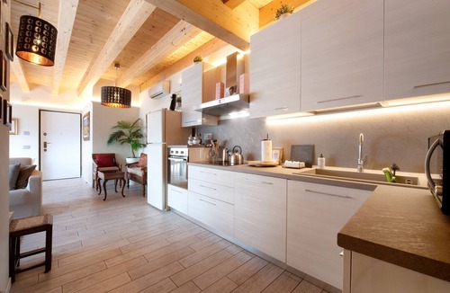 Perledo House | Holiday Home "Relax and Happiness" Lake View, Private Jacuzzi, Shared Heated Indoor Pool
