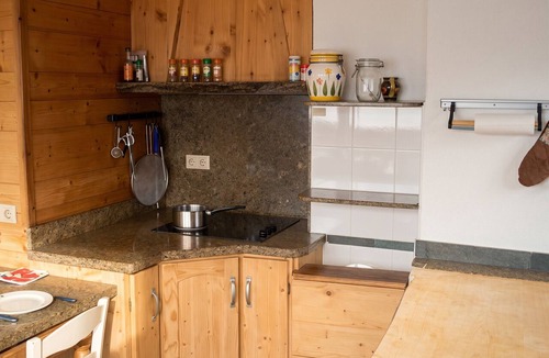 Sainte-Foy-Tarentaise Ski Chalet | Homerez - Chalet in Sainte-Foy-Tarentaise