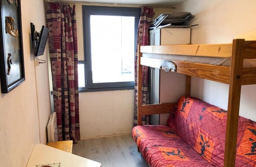 Le Corbier Apartment | Homerez - Studio in Villarembert, mountain view