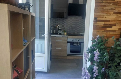 Saint-Fons Villa | Homerez - Villa in Saint-Fons