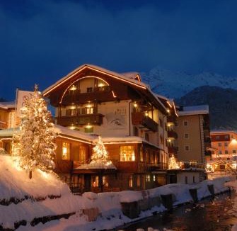 Santa Caterina Valfurva Hotel | Hotel Baita Fiorita
