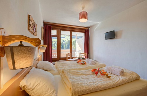 Les Mosses Hotel | Hotel Relais Alpin Twin Room Ski In-Out 1, Les Mosses, Switzerland