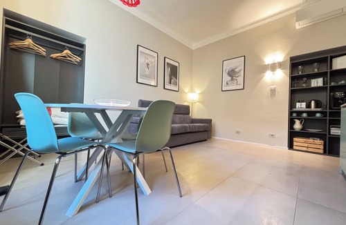 Porta Nuova Apartment | Italianstayrentals-Apartment Solferino 37