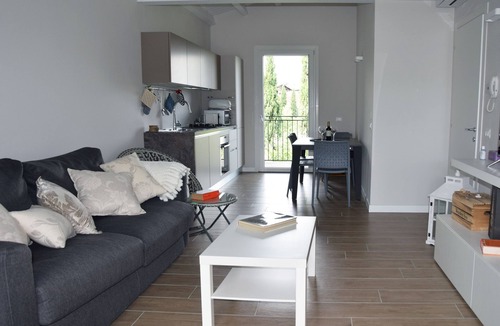 Broglie Apartment | La Bella Vita, new three-bedroom apartment with pool just minutes from Lake Garda.