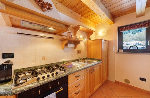 Saint-Vincent Apartment | La Maison De Marguerite Apartment with Mountain View, Garden and Balcony