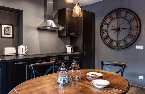Brides-les-Bains Apartment | "Le Clos Caroline III" near the gondola for the "3 Vallées" ski area