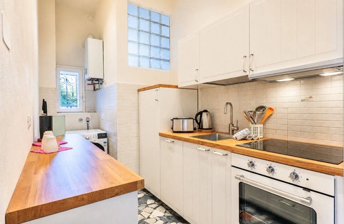 Intra Apartment | Le Vigne by Lago Reisen
