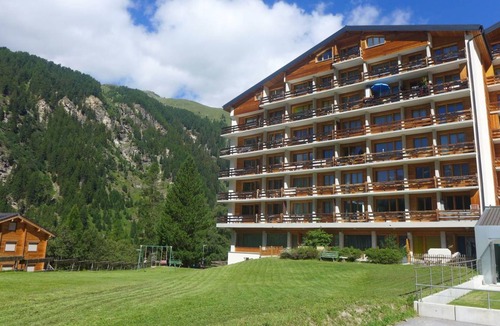 Zinal Apartment | Les Erables Apt. 215 11.2