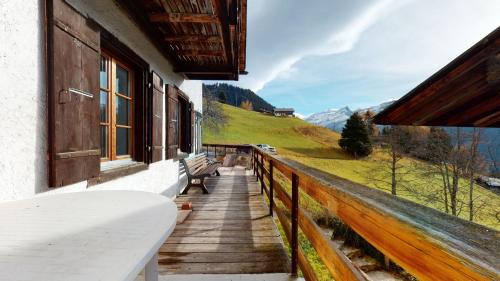 Ormont-Dessous Apartment | Les Hirondelles, cosy apartment with a magnificent view on the mountains