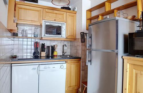 Reberty Apartment | Les Menuires : Appartement 6 pers, balcon, skis aux pieds - FR-1-344-757