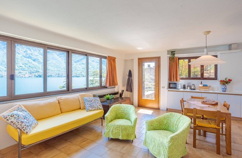 Limonta Apartment | Limonta- Apartment Ortensia! Access to the Lake!