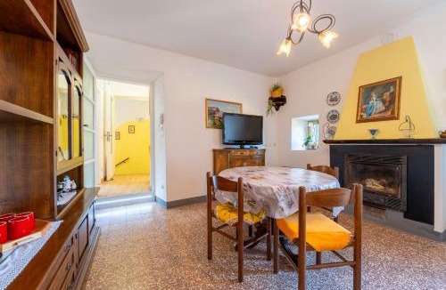 Limonta Apartment | Limonta Lakeview Apartment by Wonderful Italy