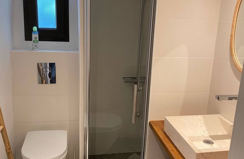 Cagnes-sur-Mer Cabin | Lodging with swimming pool and private garden on the hills of Cagnes sur Mer
