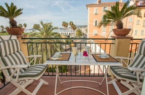 Old Town Apartment | Lovely 2P in Menton with sea view and terrace