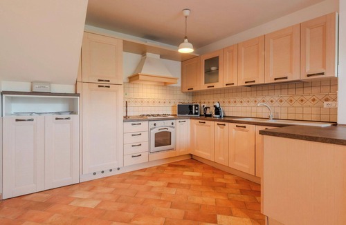 Bleggio Superiore House | Lovely apartment in villa for 10 people with WIFI, TV, terrace and panoramic view