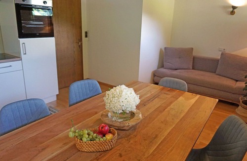 Ochsengarten Apartment | Lovely apartment for 6 guests with WIFI, TV and balcony