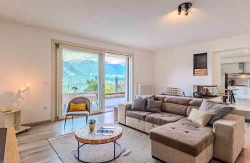 Dorio Apartment | Lovely apartment for 7 people with pool, WIFI, TV, terrace and parking