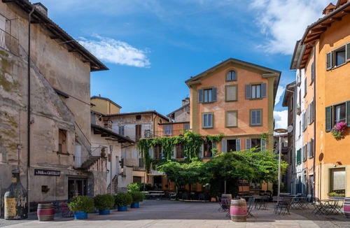Pallanza Apartment | Lovely apartment for 2 guests with WIFI, TV, patio and pets allowed