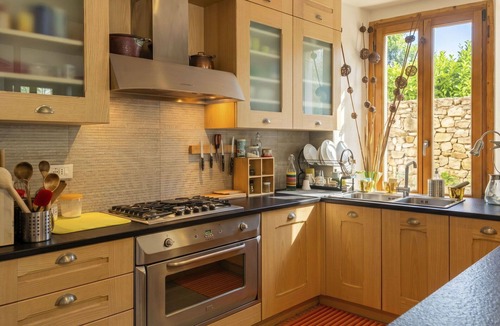 Naggio Apartment | Lovely apartment for 6 people with WIFI, TV, terrace and panoramic view