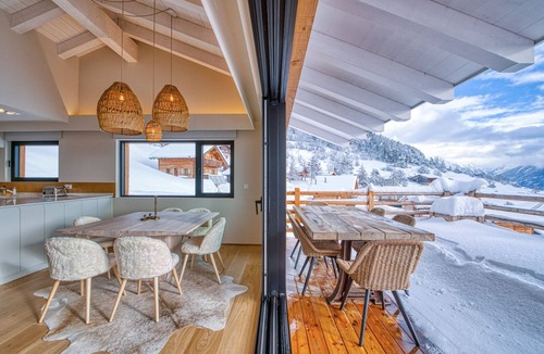 Levron Ski Chalet | LUXURIOUS 3 BR COTTAGE IN LE LEVRON