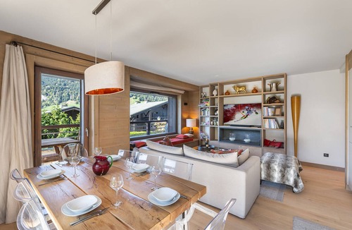 Megeve Apartment | Luxurious Apartment for 6 with Spa Access in Peaceful Rochebrune
