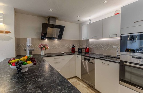 Belle Plagne Apartment | Luxurious slopeside apartment - 15 guests