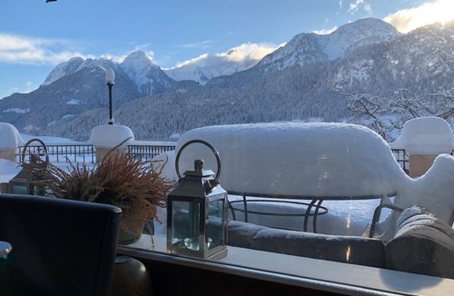 Chateau-d'Oex Apartment | Luxury apartment in Chateau d’Oex with use of pool and large exclusive terrace