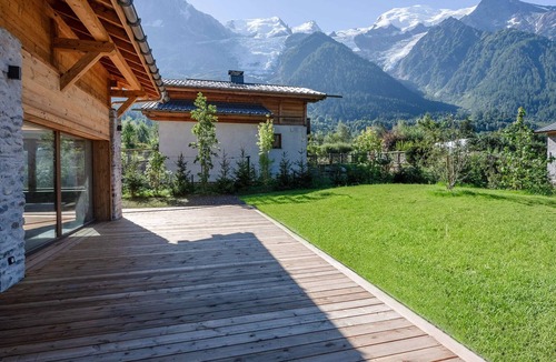 Les Bossons Ski Chalet | Luxury chalet with indoor pool and sauna, near Chamonix