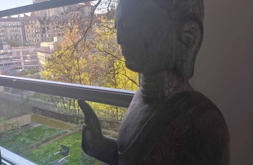 Lausanne Center Apartment | Luxury Duplex with Rooftop & Cathedral View – Central Lausanne