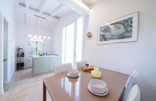 San Siro Apartment | Luxury lake view penthouse-Villa Gaeta as seen in 007’s Casino Royale film.