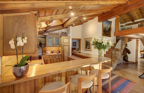 Zermatt Apartment | Luxury Loft, 100m to ski lift and piste, 3 En-suite Bedrooms, Matterhorn view