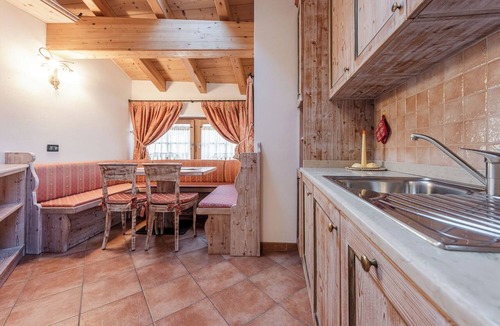 Almazzago House | MASO MARGHERITA - L'ARA