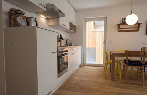 Sankt Anton am Arlberg Apartment | Modern apartment in a quiet location. With an underground parking garage, ski storage, and bike storage.