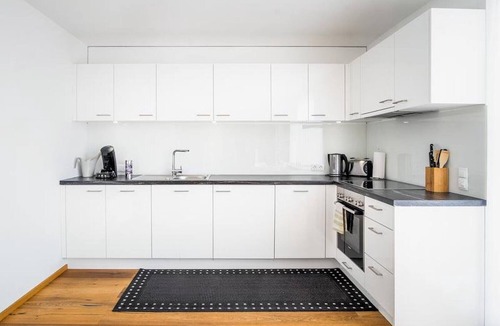 Hoerbranz Apartment | Modern Apartment "Dreiländereck 1" with Private Terrace & Wi-Fi