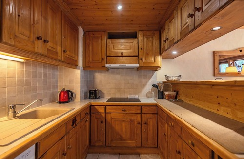Meribel-Mottaret Apartment | Mont Vallon #35 - 10 guests - Ski in - Ski out