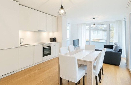 Lausanne Apartment | Montchoisi 2.5 Apt Near Gare/Ouchy Smart Lock