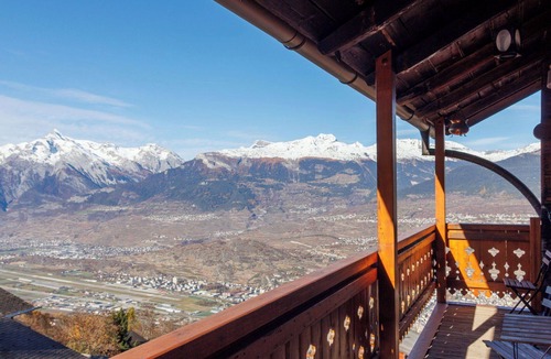 Les Mayens-de-Sion Apartment | Nice apartment for 8 people with WIFI, TV and balcony