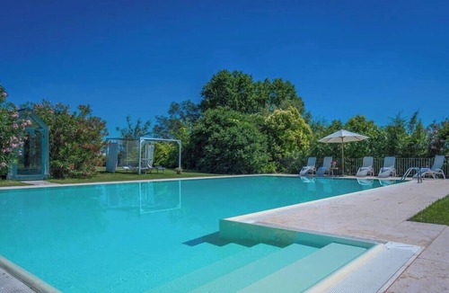 Pozzolengo Villa | Nice apartment in villa for 3 people with A/C, pool, WIFI, close to Sirmione