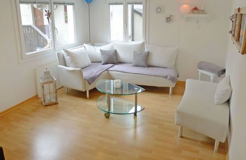 Visperterminen Apartment | Nice apartment for 5 guests with WIFI, TV, patio, pets allowed and parking