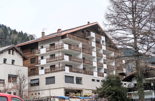 Champery Apartment | Nice apartment for 2 people with WIFI, TV, balcony and panoramic view