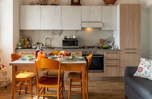 Cremia Apartment | Nice apartment for 2 people with WIFI, TV and terrace