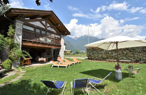 Valtellina Apartment | Nice apartment for 5 guests with A/C, WIFI, TV, patio and pets allowed