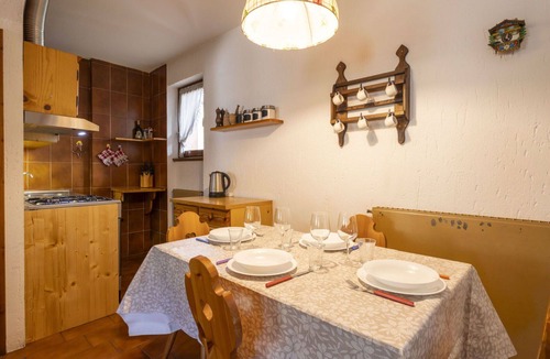 Oga Apartment | Nice apartment for 5 people with WIFI, TV and balcony